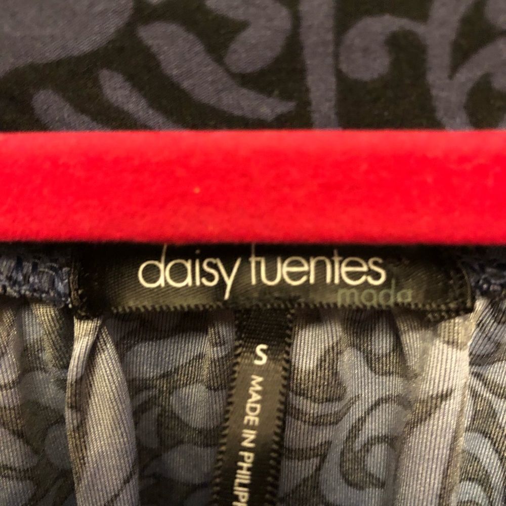 Daisy Fuentes top - Picture 3 of 3